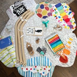 Lovevery Play Gym AND Looker Play Kit - Excellent Condition